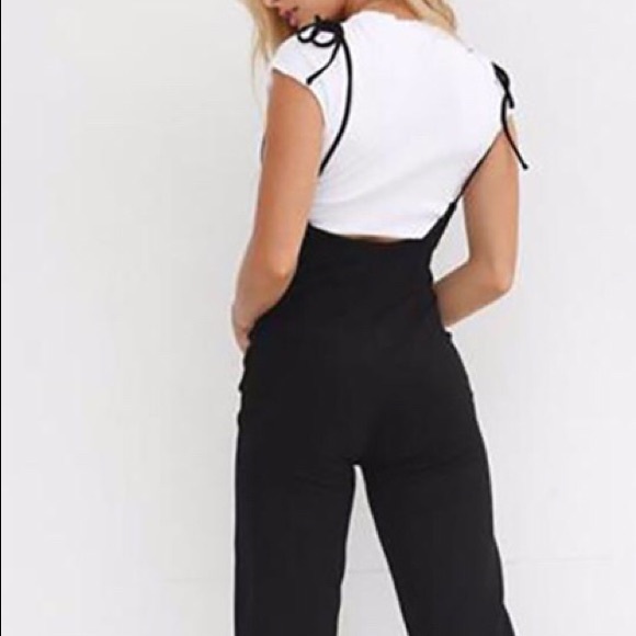 Black high waisted jumpsuit - Picture 2 of 5